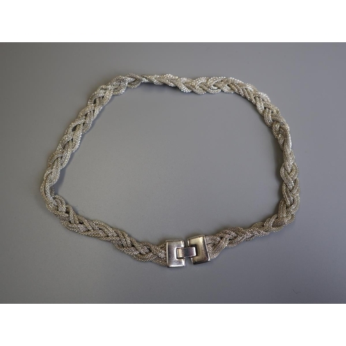 235 - White metal chocker