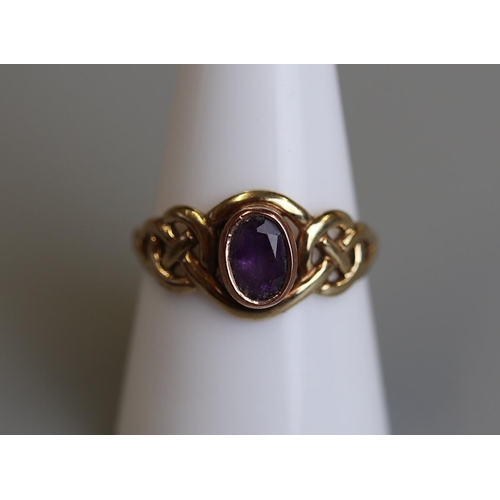 251 - Gold amethyst set ring - Size Q