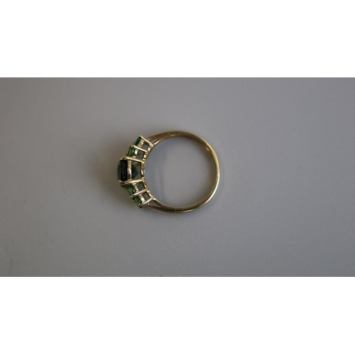 103 - Gold semi-precious stone set ring - Size K