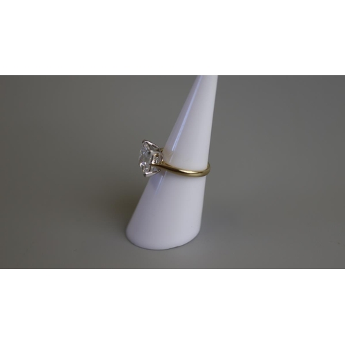 174 - Gold zircon solitaire ring - Size K