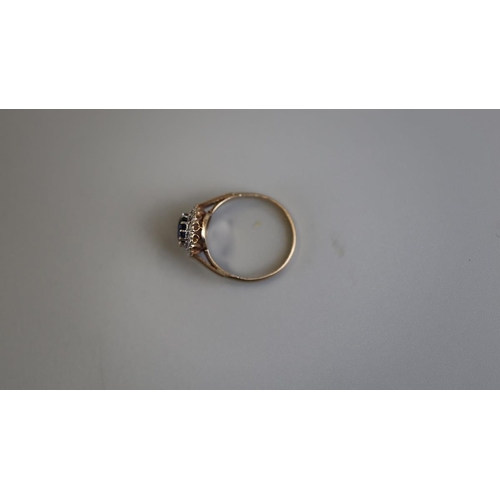 192 - Gold cluster ring - Size N½