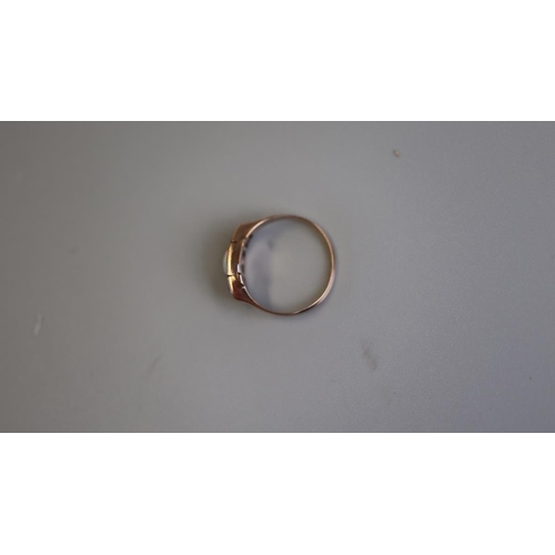 218 - Gold opal set ring - Size L