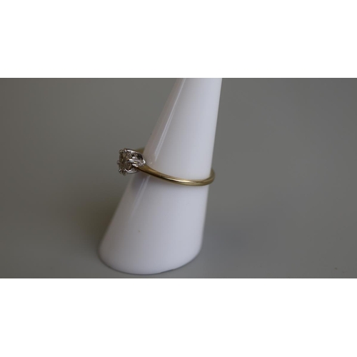 268 - Very pretty gold & diamond set ring - Size M½