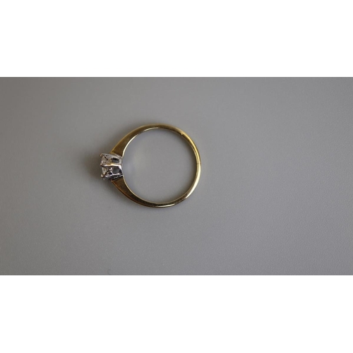 268 - Very pretty gold & diamond set ring - Size M½