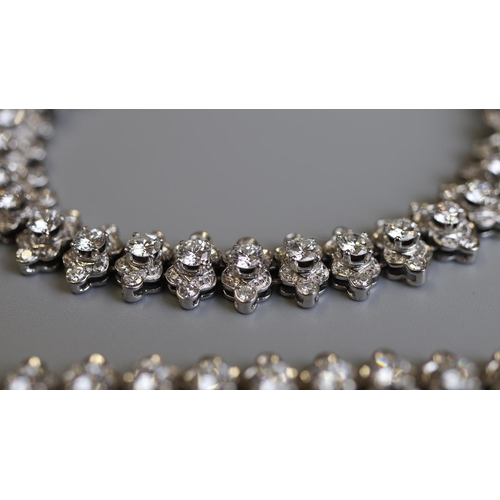 316 - Stunning 18ct white gold diamond choker / necklace (also converts into 2 matching bracelets)