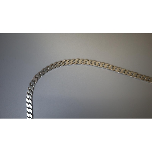 62 - Heavy silver gents curb necklace