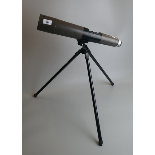 246 - Swift spotter scope with tripod