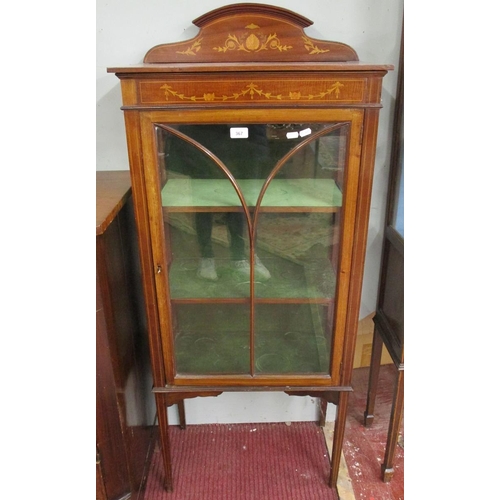 367 - Mahogany display cabinet - Approx size: W: 58cm D: 31cm H: 137cm