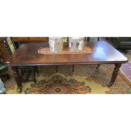 409 - Mahogany wind-out table - Approx size: L: 206cm (extended) W: 104cm H: 72cm
