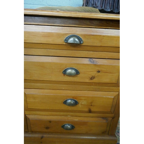 308 - Large pine desk - Approx size: W: 183cm D: 75cm H: 77cm