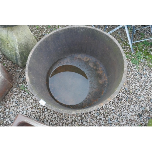 480 - Very large cast iron bowl - Approx height: 85cm