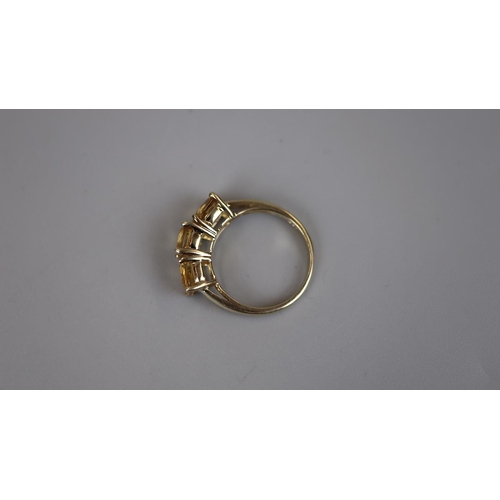 58 - Gold citrine set ring - Size: M