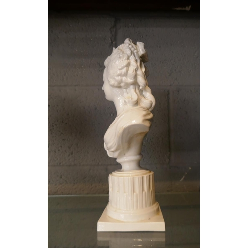 166 - Porcelain bust - Approx height: 31cm