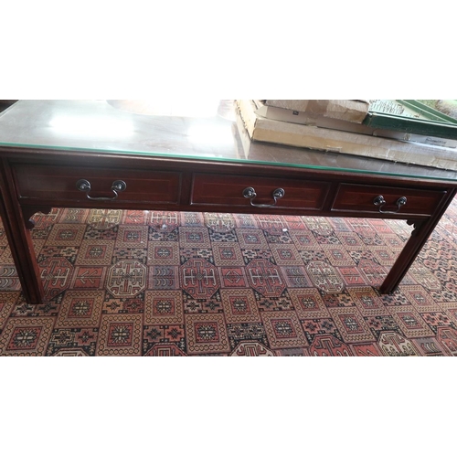 444 - Oriental coffee table - Approx size: L: 123cm W: 62cm H: 48cm