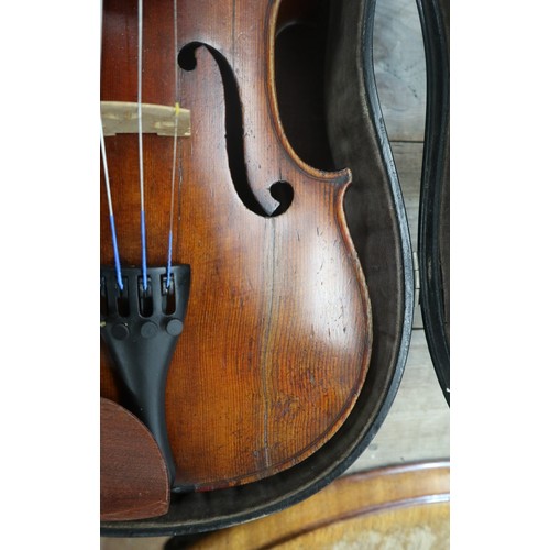 281 - Antique full size violin