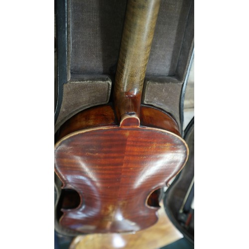 281 - Antique full size violin