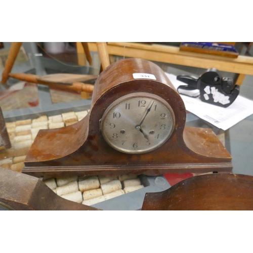 331 - Collection of mantle clocks