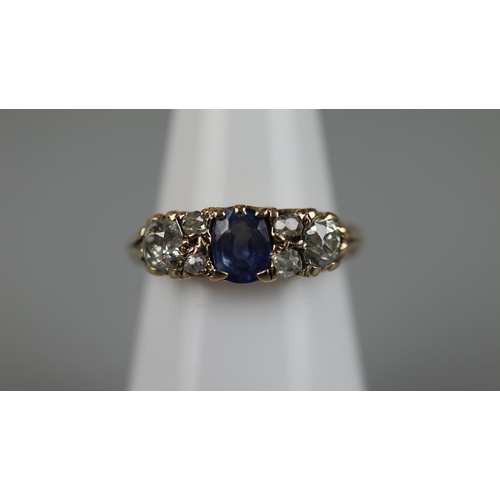 21 - Antique 18ct gold sapphire & diamond set ring - Size: L