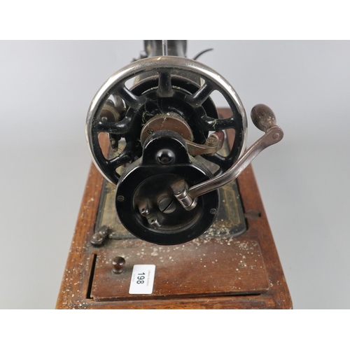 198 - Singer sewing machine
