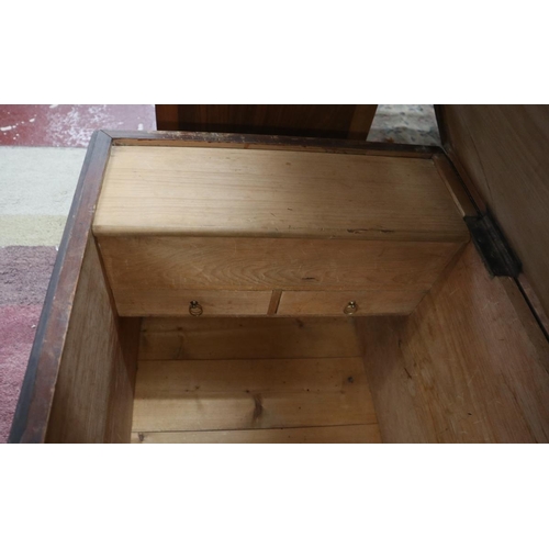 222 - 19thC stencil pine box with fitted interior