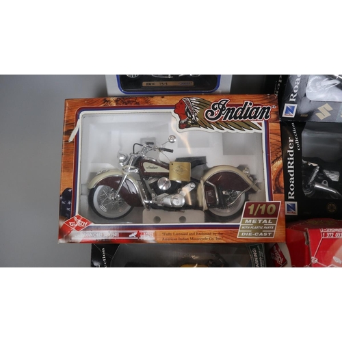 240 - Collection of boxed die cast motorcycle models to include New Ray, Guiloy and Maisto