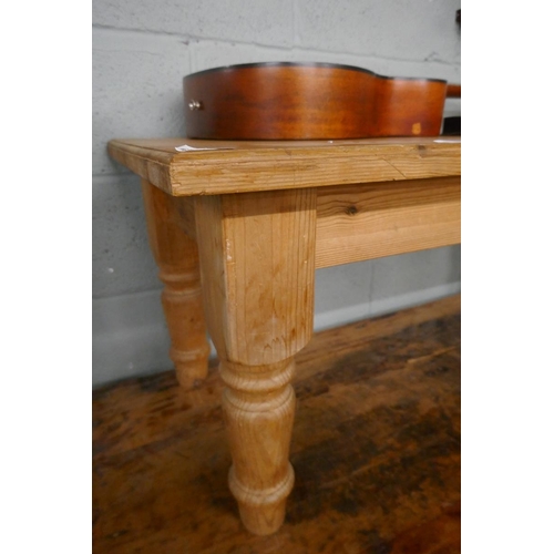 262 - Drop leaf table together pine coffee table