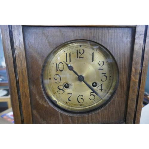 326 - 1930s Art Deco wall clock working well