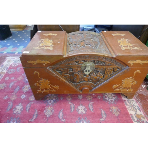 369 - Chinese camphor wood carved box - Approx size: W: 93cm D: 46cm H: 50cm