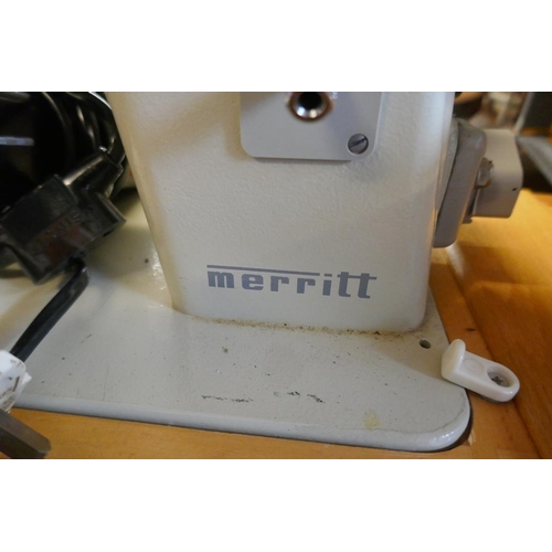 393 - Electric sewing machine