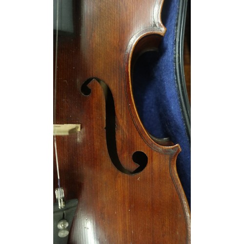 186 - Antique full sized French violin in case marked Compagnon