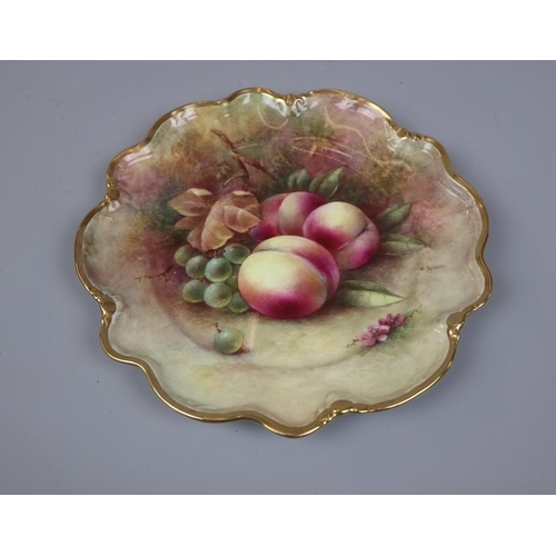 185 - Hand painted plate by Worcester artist Richard Budd