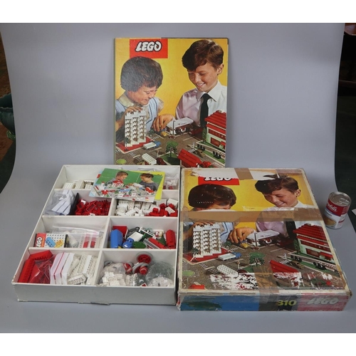 199 - Lego 810 - 4 box set: 1960's Town Plan set