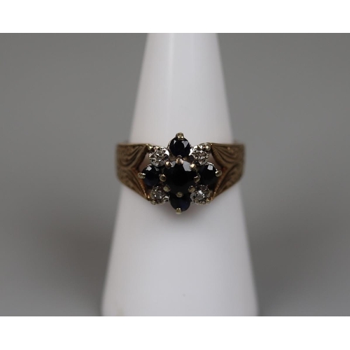 25 - 9ct gold sapphire and diamond cluster ring - Size M