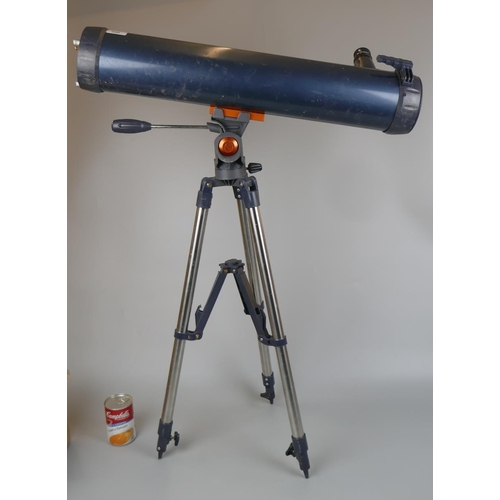 330 - Telescope - Celestron Astro Master 76