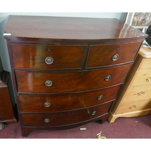 358 - Victorian mahogany bow front chest of drawers - Approx size: W: 102cm D: 51cm H: 112cm