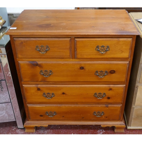 399 - Pine chest of drawers - Approx size: W: 81cm D: 44cm H: 89cm