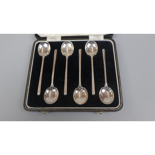 4 - Hallmarked silver set of 6 coffee spoons 1938
