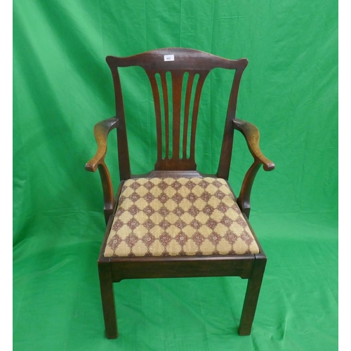 460 - Antique elbow chair