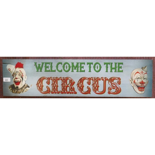 485 - Wooden Welcome to the Circus sign
