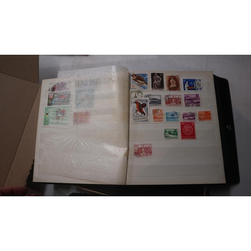 124 - Stamps - Collection of stamps