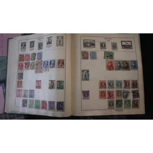 127 - Stamps - Vintage Viceroy stamp album with many high value stamps mostly - Edwardian/Victorian