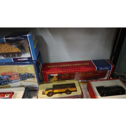 192 - Collection of Corgi classic vehicles to include Dibnahs Choice and Pickfords commemorative set