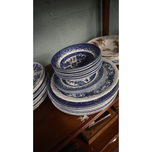 227 - Collection of blue and white china