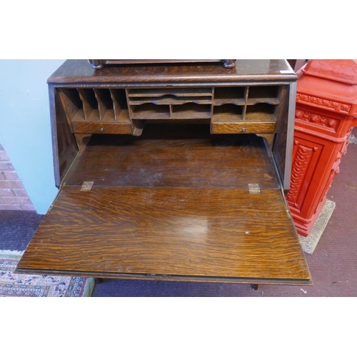 355 - Globe Wernicke writing desk