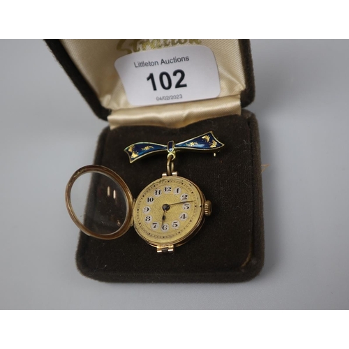 102 - 9ct gold fob watch in working order