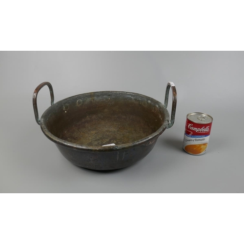 184 - Large copper jam pan