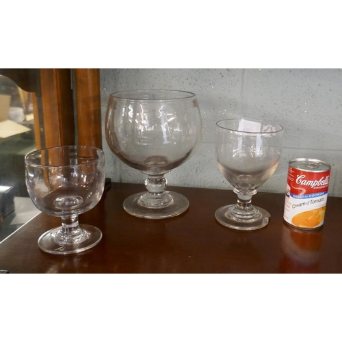 236 - 3 antique glasses 1 A/F - Approx height of tallest: 19.5cm