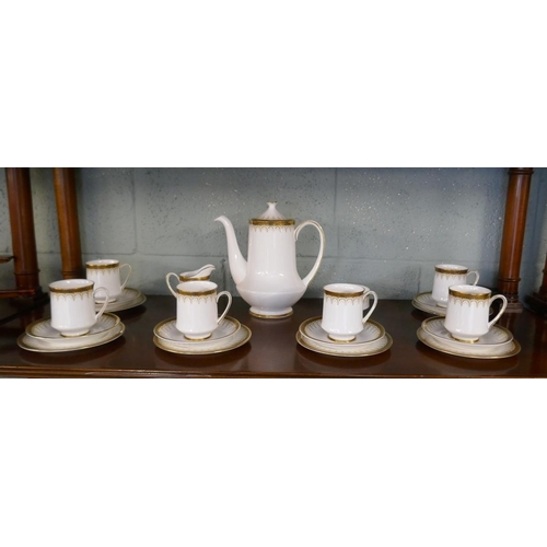 247 - Paragon tea service - Athena