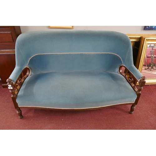 396 - Victorian salon sofa