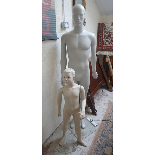 454 - Large mannequin - Approx height: 191cm together with child mannequin